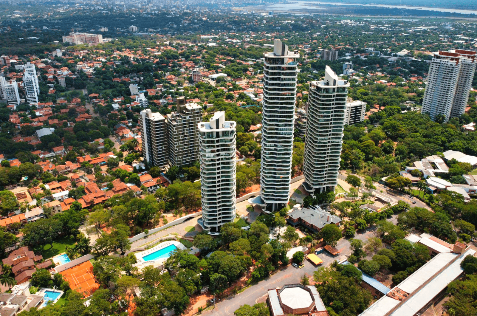 Jade Park en Barrio Santísima Trinidad, Asunción
